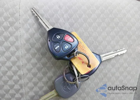 2009 Toyota Camry Le z USA, uszkodzony, nr VIN 4T4BE46K99R133440